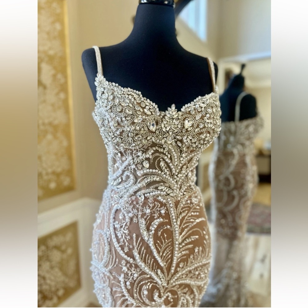 Crystal Beaded Engagement Bridal Sweetheart Neckline Custom Gown Beige Size 4 - Picture 4 of 16